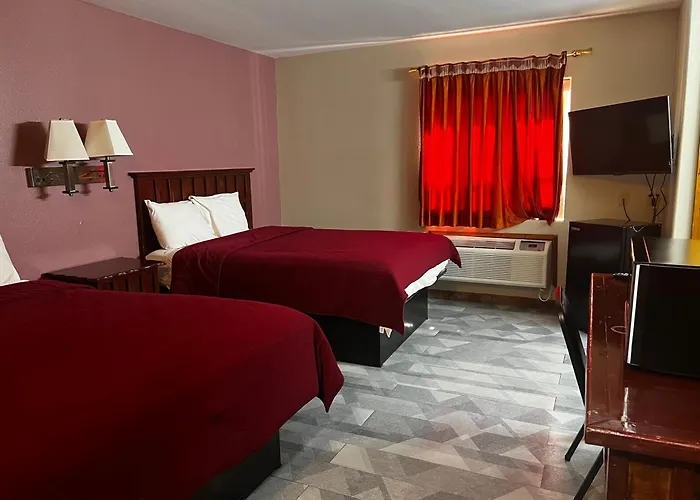 Camino Real Hotel